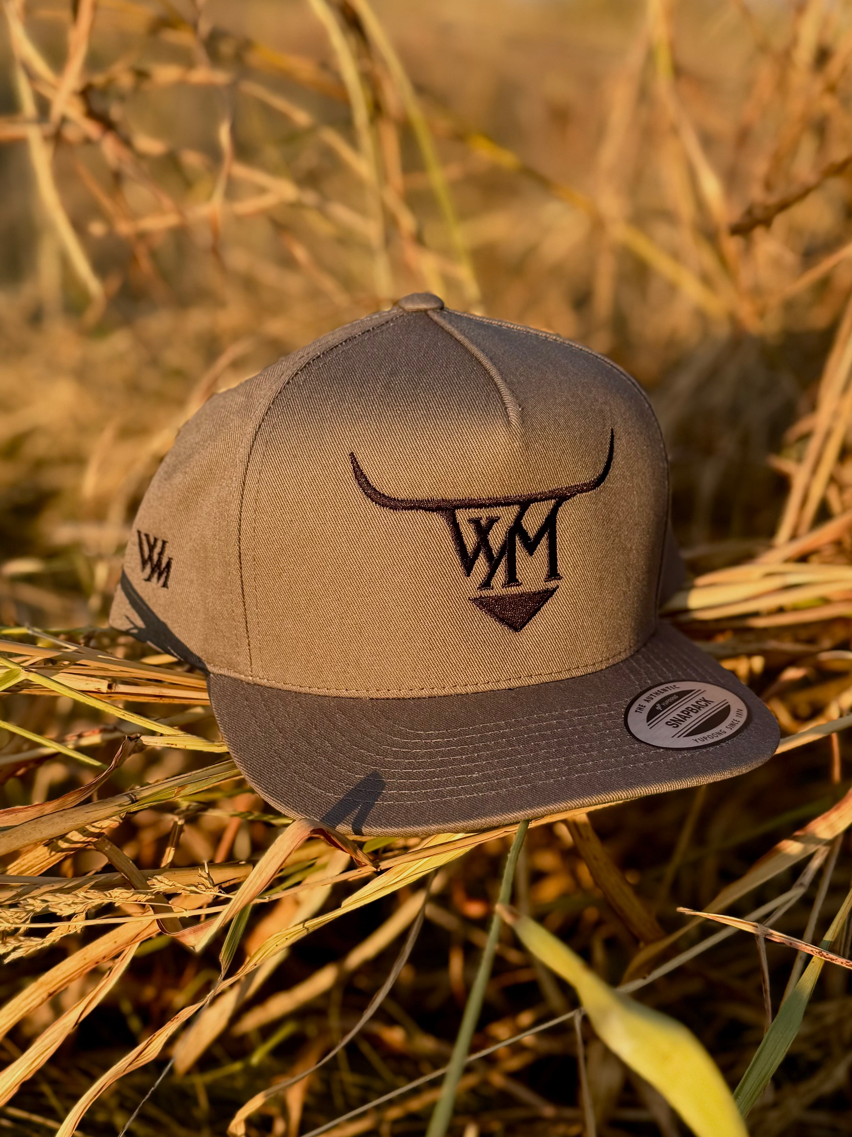 Embroidered Longhorn Limited Flat Bill